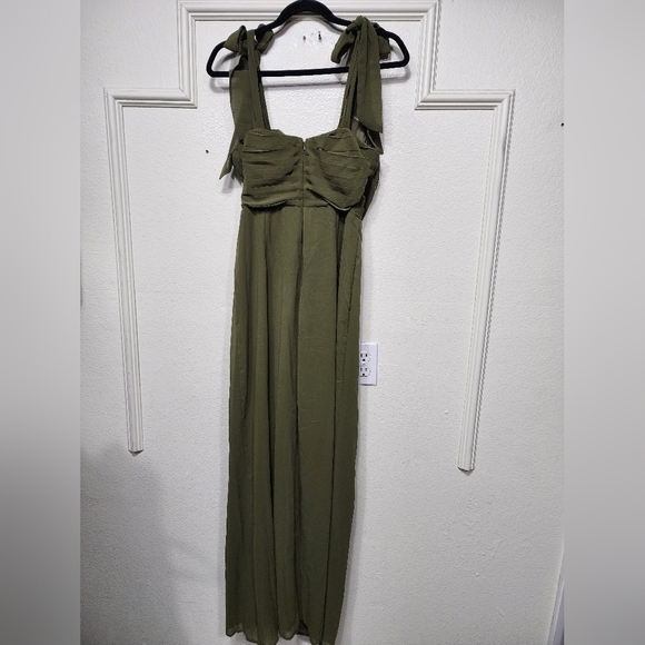 Lulus Gorgeous Whimsy Olive Pleated Off-the-Shoulder Maxi Dress L Wedding Party - Picture 9 of 10